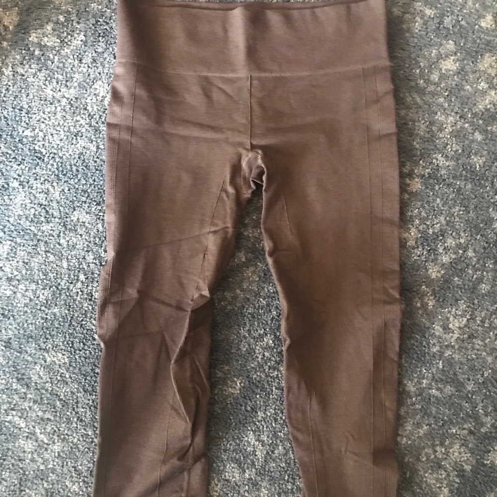 Lululemon Ebb to Street Pant